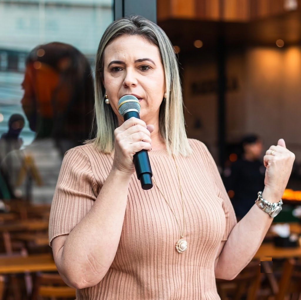 Vanessa Pires Santos — Psicologia infantil em Guarulhos