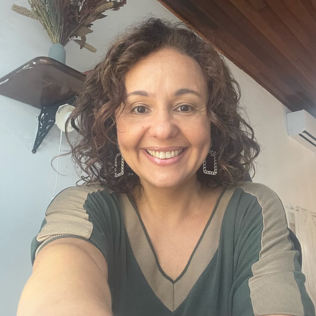 Daniela Vitoretti — Psicóloga clínica em São José dos Campos